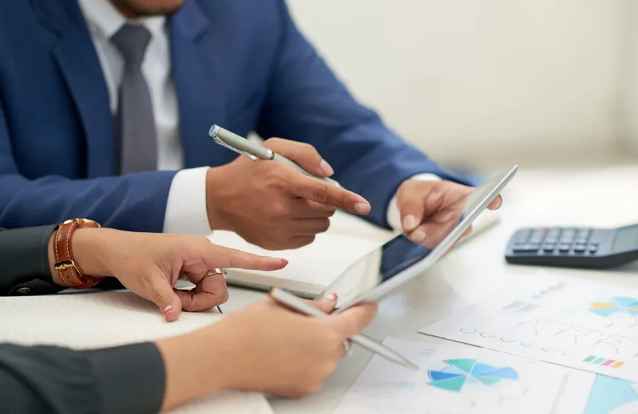 From Saving to Investing: How to Build Wealth in 2025 and Be - 完美体育APP